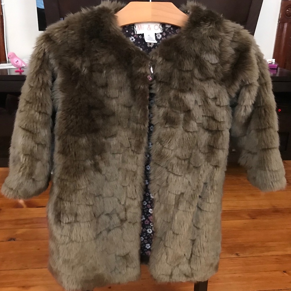 Mi & O Faux Fur girl coat